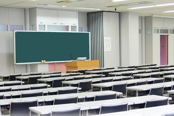 一般教室：2～3F